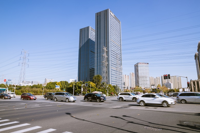 民众的保值和恐慌心理  